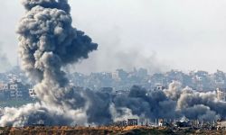 تضارب الروايات.. هل أعطت حماس "الضوء الأخضر" لاتفاق غزة؟